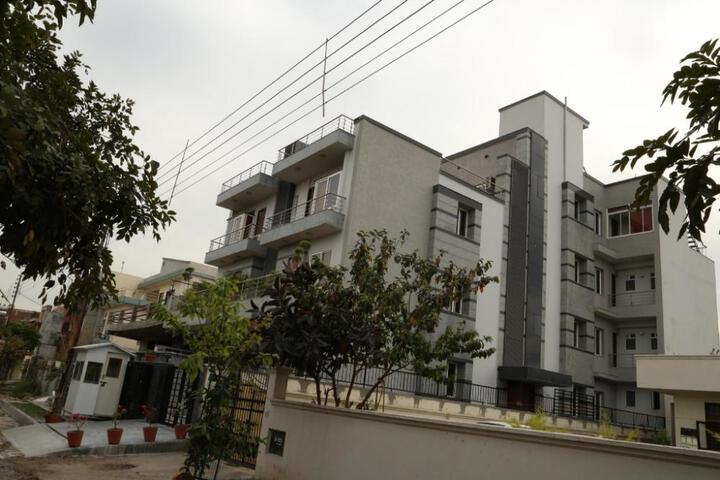 Hotel Signature Suites