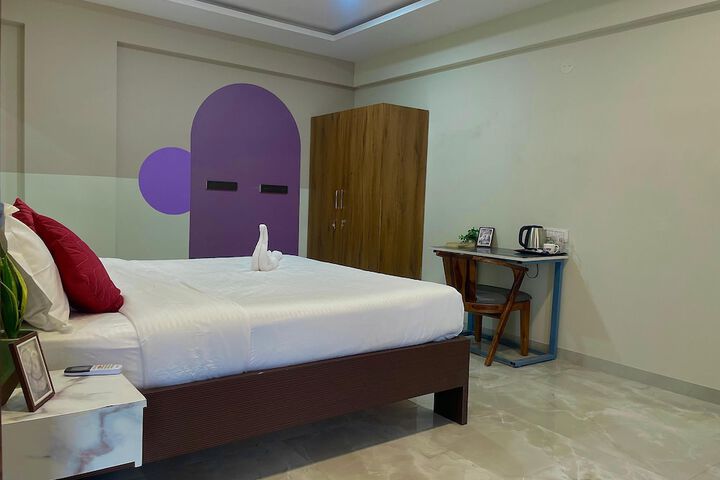 Room 3 of 6