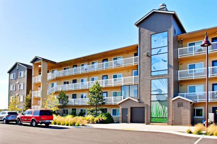 Image of Outlook Condos at Oyhut Bay Resort