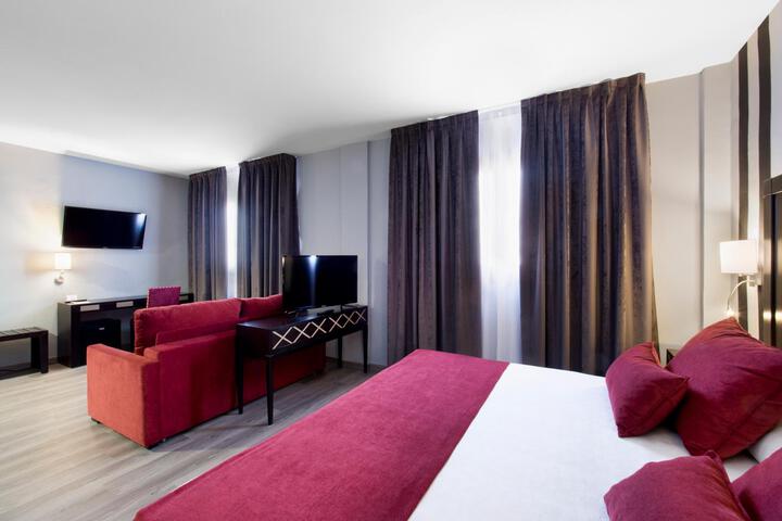 Room 5 of 45