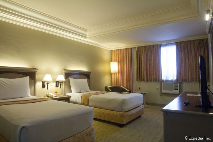 Room 12 of 44