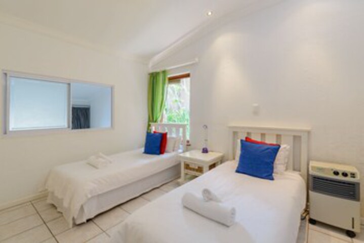 Room 14 of 16