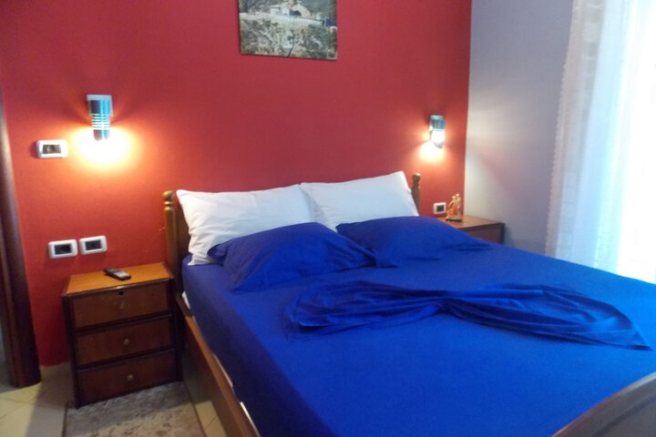 Room 7 of 64