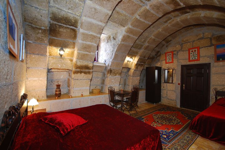 Room 7 of 486