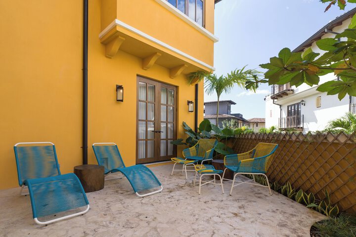 Terrace/Patio 731 of 1000