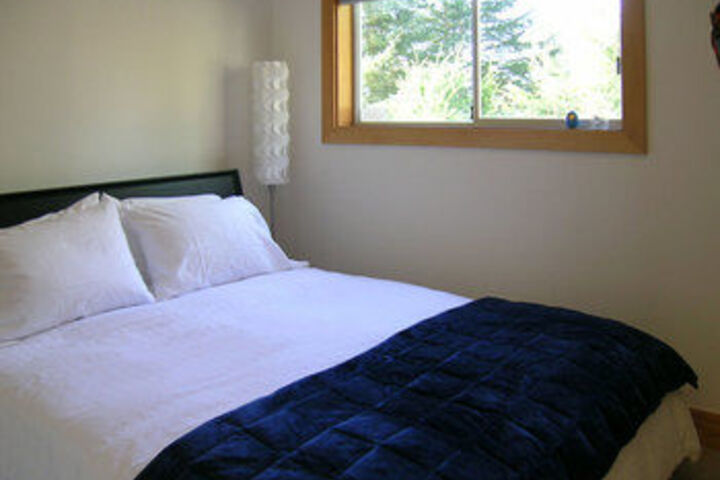 Room 5 of 15