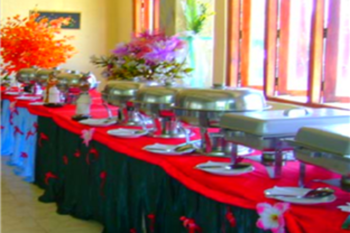 Dining 4 of 5