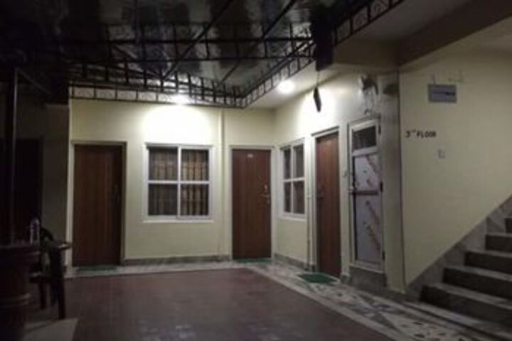 Hotel Bhadrakali Pokhara Inn