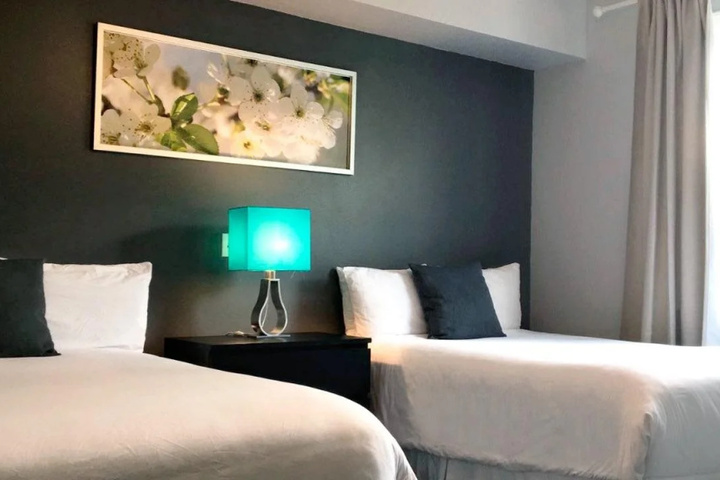 Room 3 of 44