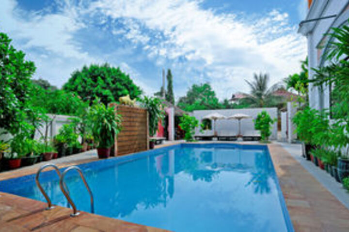 Pool 50 of 57