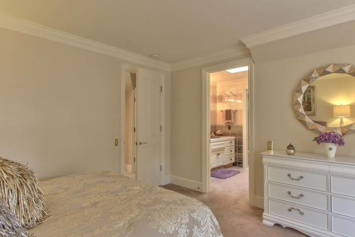 Room 12 of 50