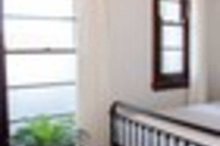 Room 86 of 192