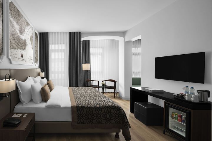 Room 43 of 79