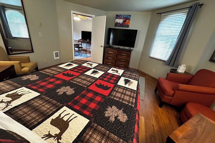 Room 45 of 390