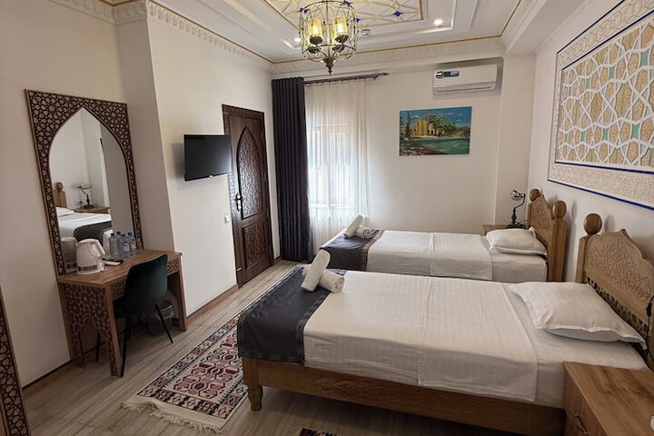 Room 9 of 64