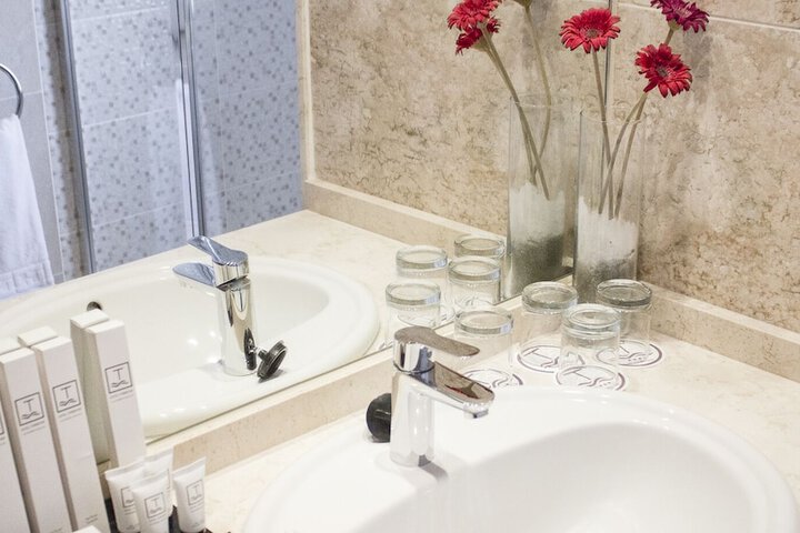 Bathroom Interior Photo