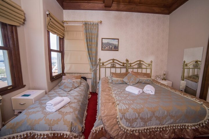Room 19 of 89