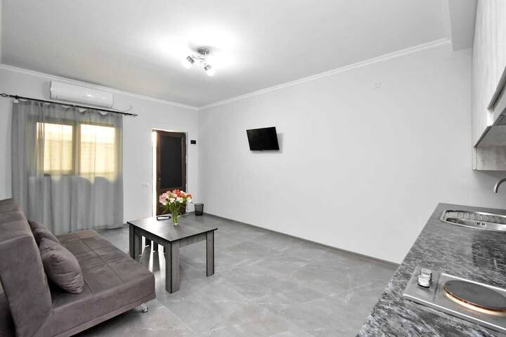 Room 18 of 24