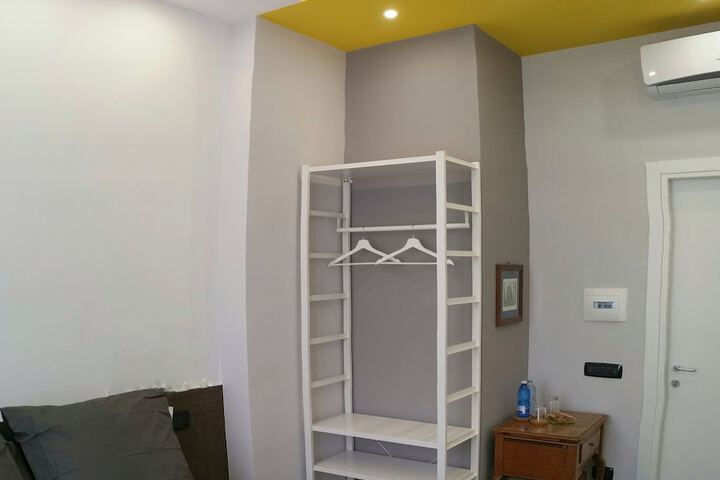 Room 33 of 126