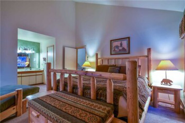 Room 22 of 27