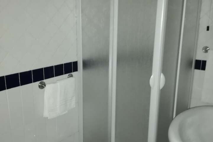 Room 28 of 48
