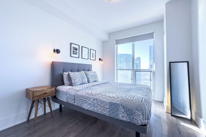 Room 6 of 96