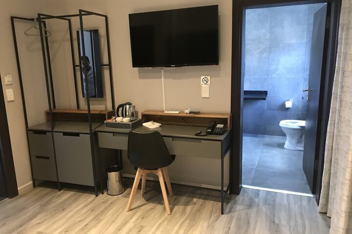 Room 5 of 43