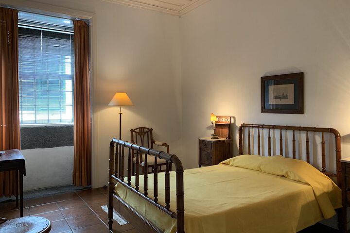 Room 8 of 39