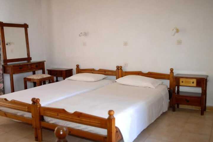 Room 8 of 42