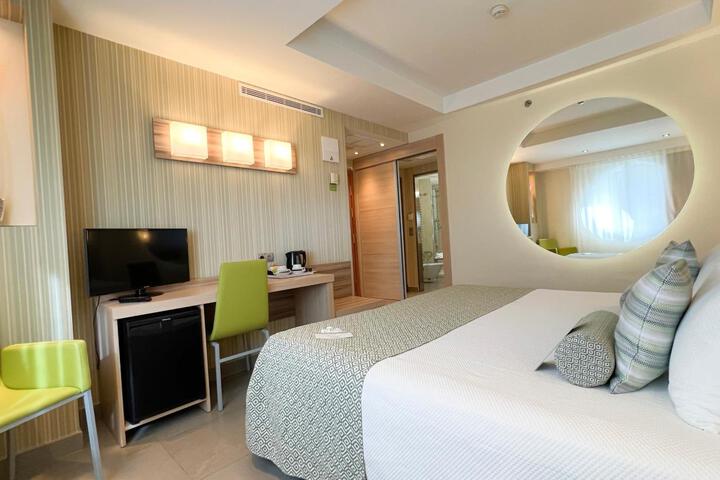 Room 29 of 104