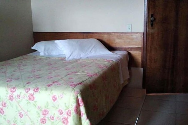 Room 9 of 26