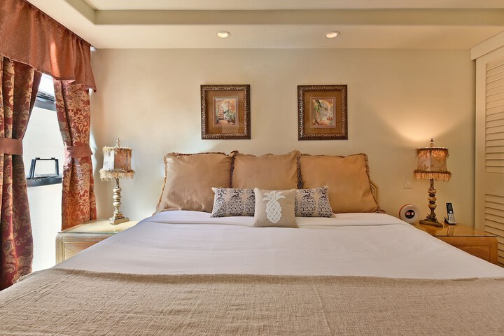 Kaleialoha 203 Condo in Lahaina, HI