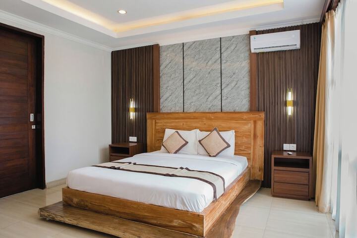 Room 3 of 45