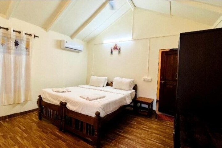 Room 42 of 84