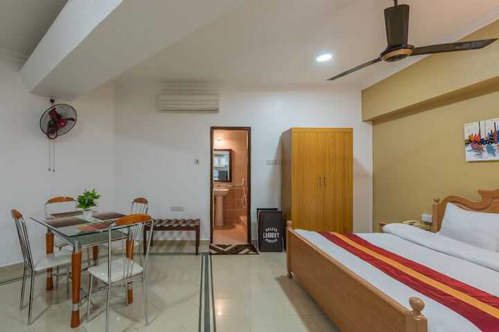 Room 15 of 49
