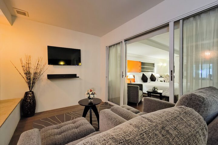 Room 19 of 60