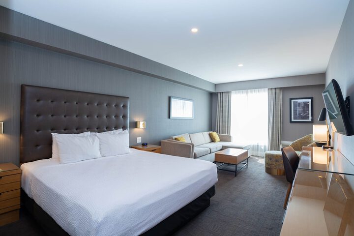 1 King Bed (22 of 29)
