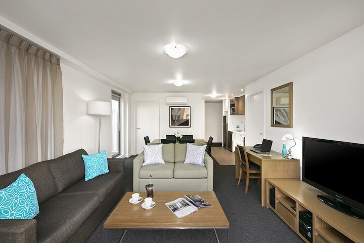 Room 5 of 26