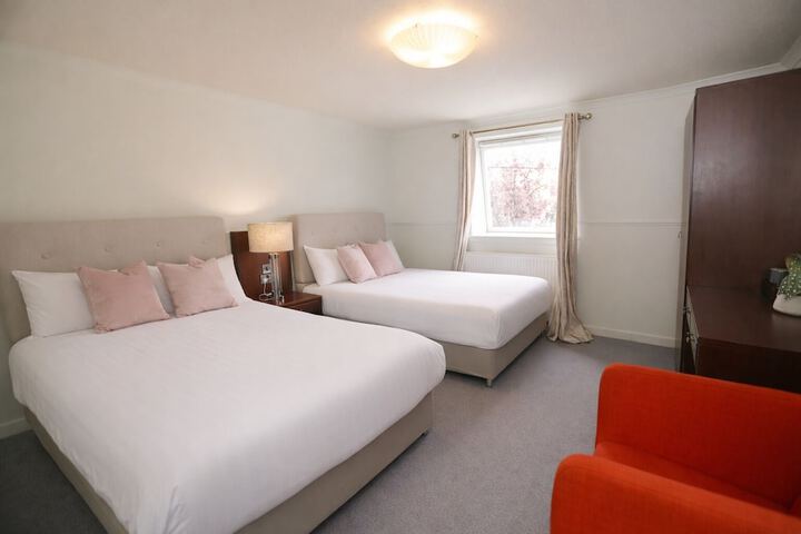Room 20 of 33