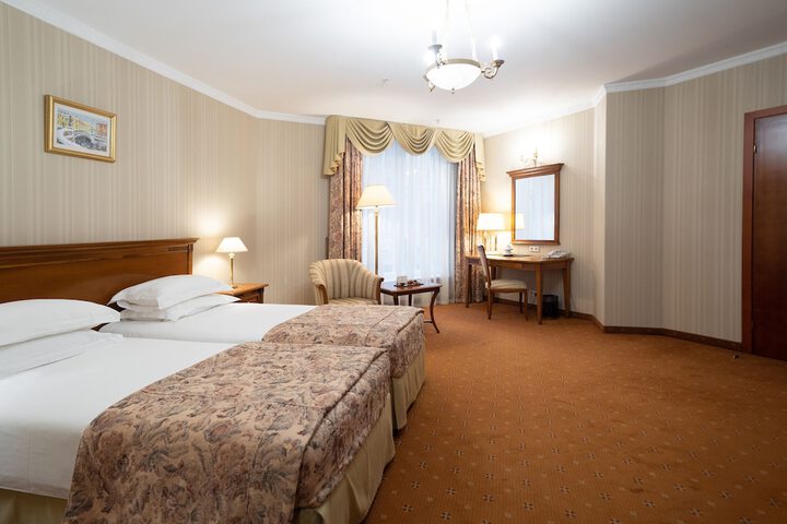 Room 29 of 117