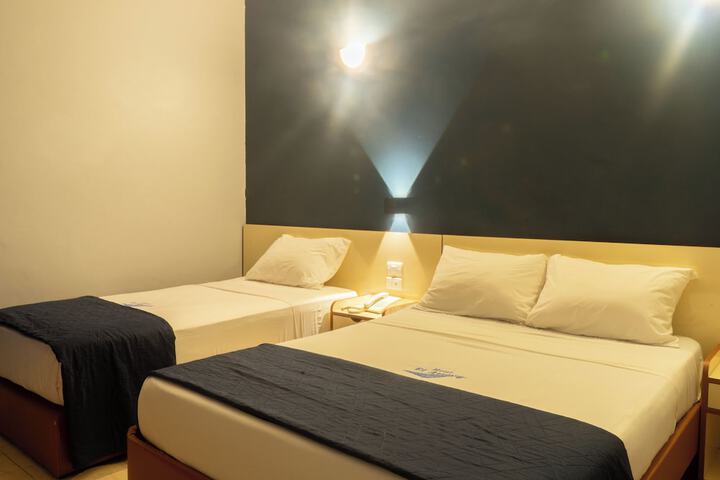Room 12 of 54