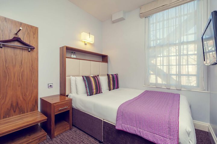 Room 29 of 112