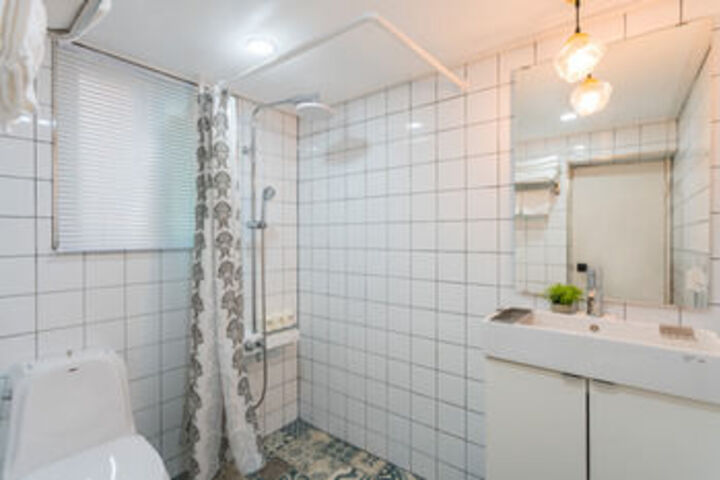 Bath Interior