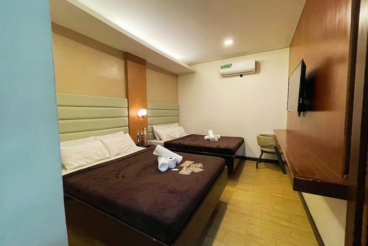 Room 17 of 73