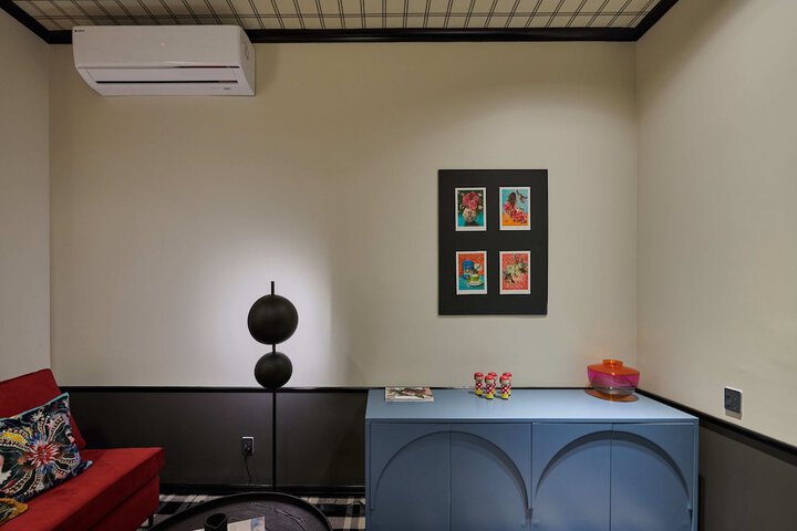 Room 19 of 44