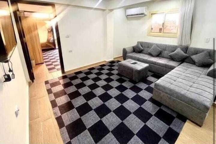 Room 11 of 21