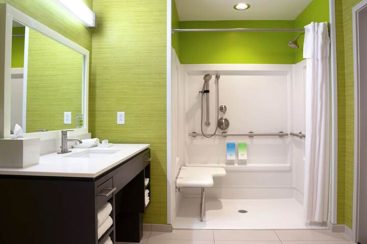 Bathroom shower