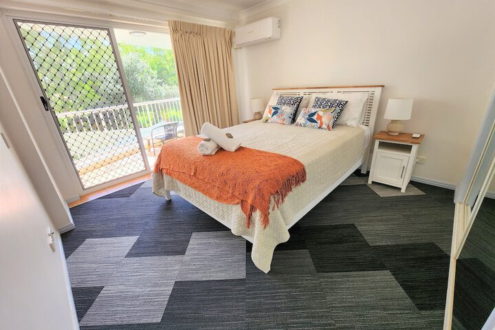 Room 26 of 161