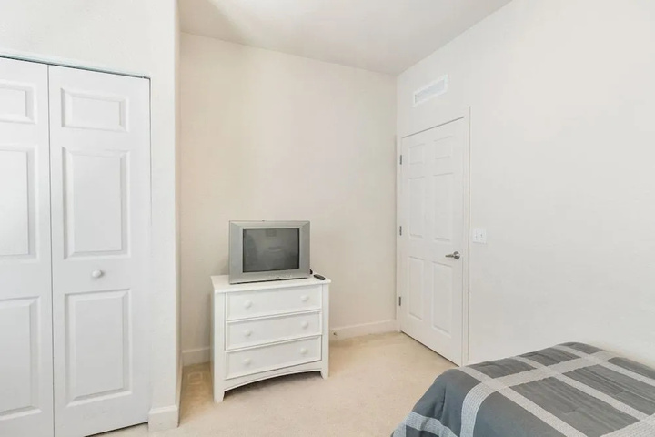 Room 7 of 21
