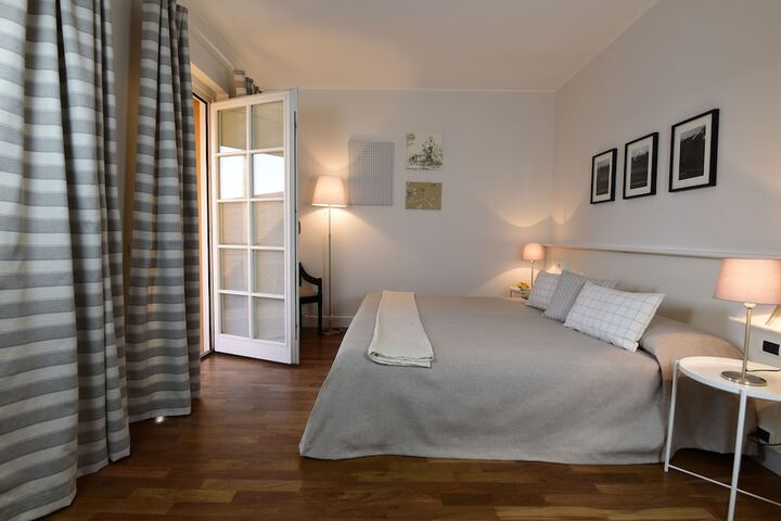 Room 6 of 23